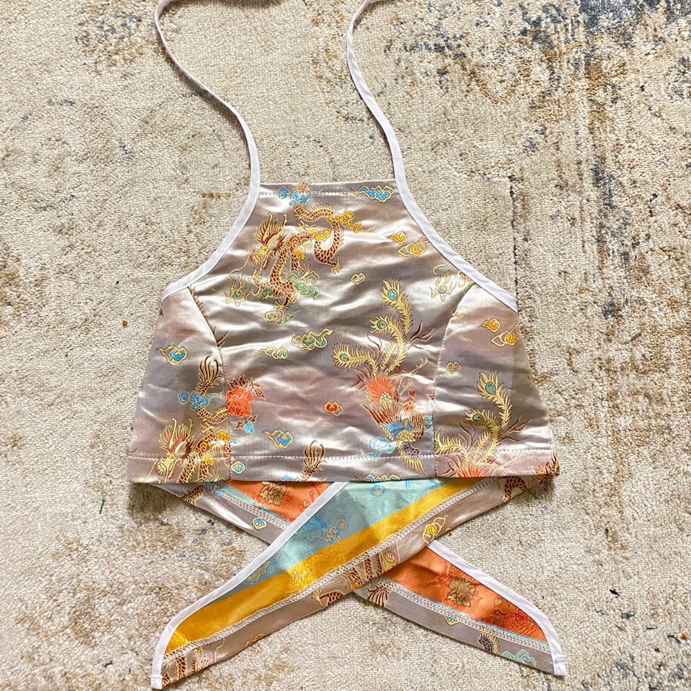 Backless oriental-style Cropped top (Small)